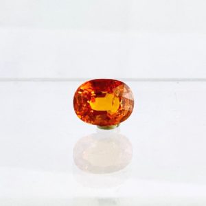 Mandarin Granat, leuchtend orange, Spessartin Edelstein, facettiert