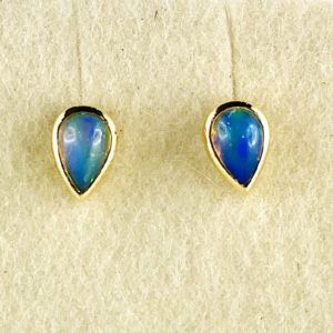 Opal Ohrstecker Tropfen