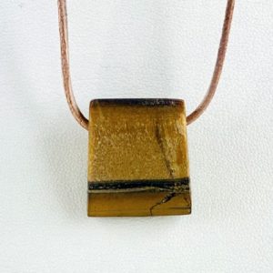 Tigerauge, gebohrter Stein, Steinanhänger, Heilstein, Südafrika