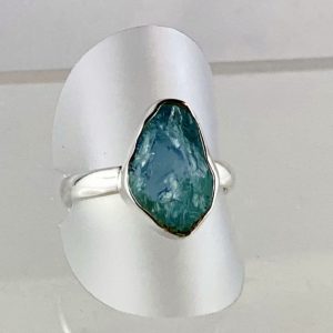 Edelsteinring Aquamarin, Natur, ungeschliffen, Silber Handarbeit, Einzelstück
